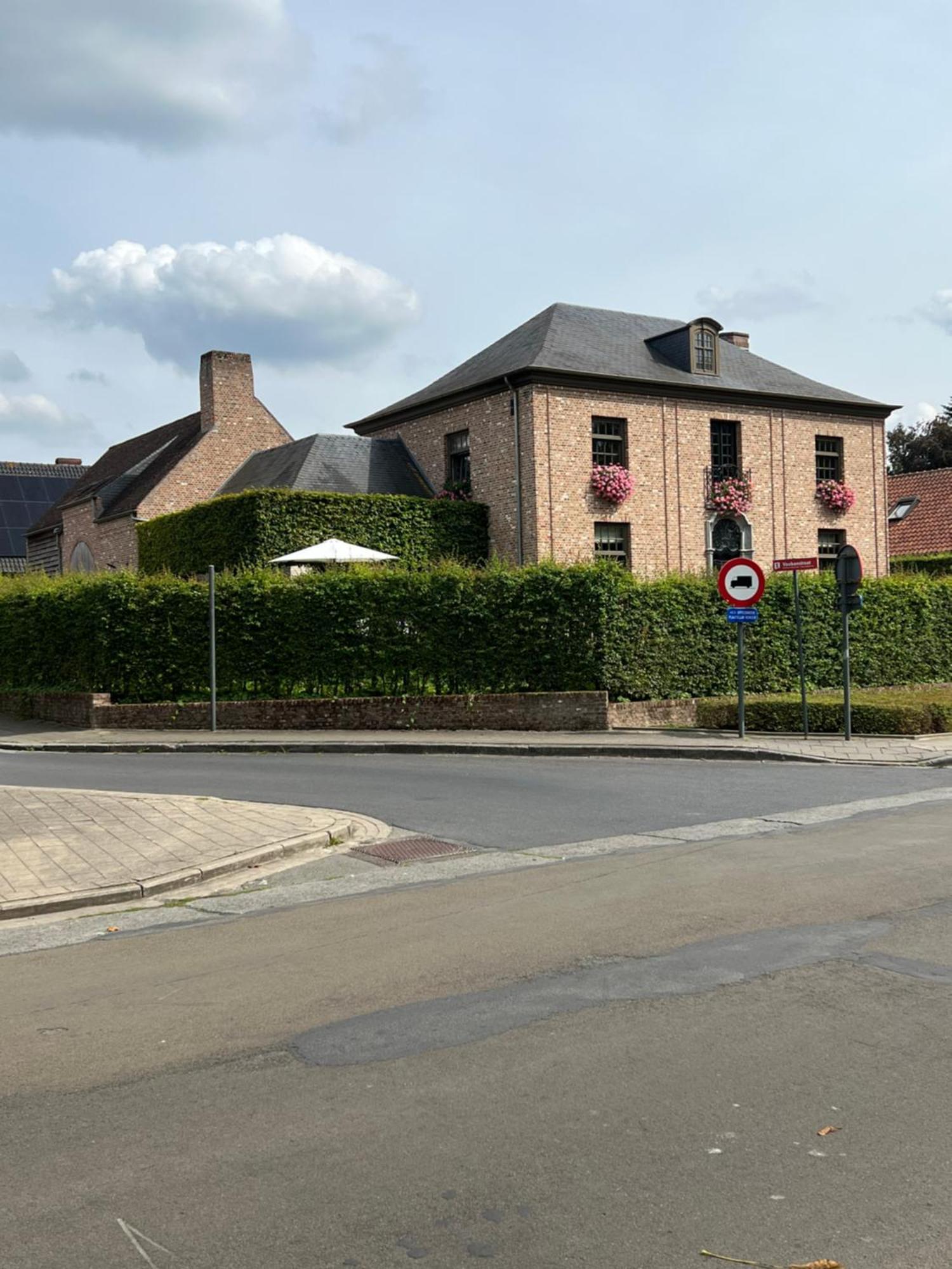 Guesthouse Villa Vauban Ieper Buitenkant foto