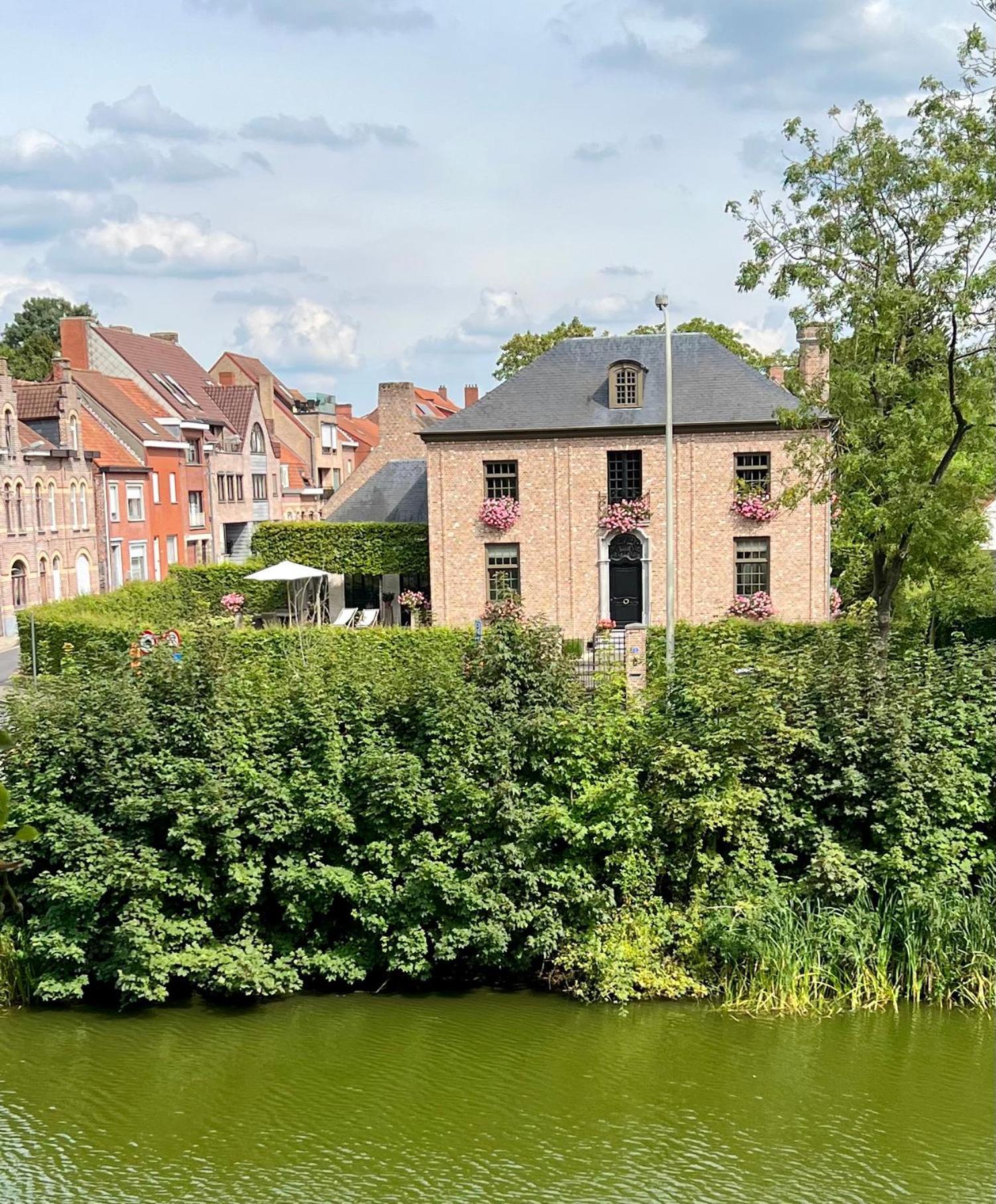 Guesthouse Villa Vauban Ieper Buitenkant foto